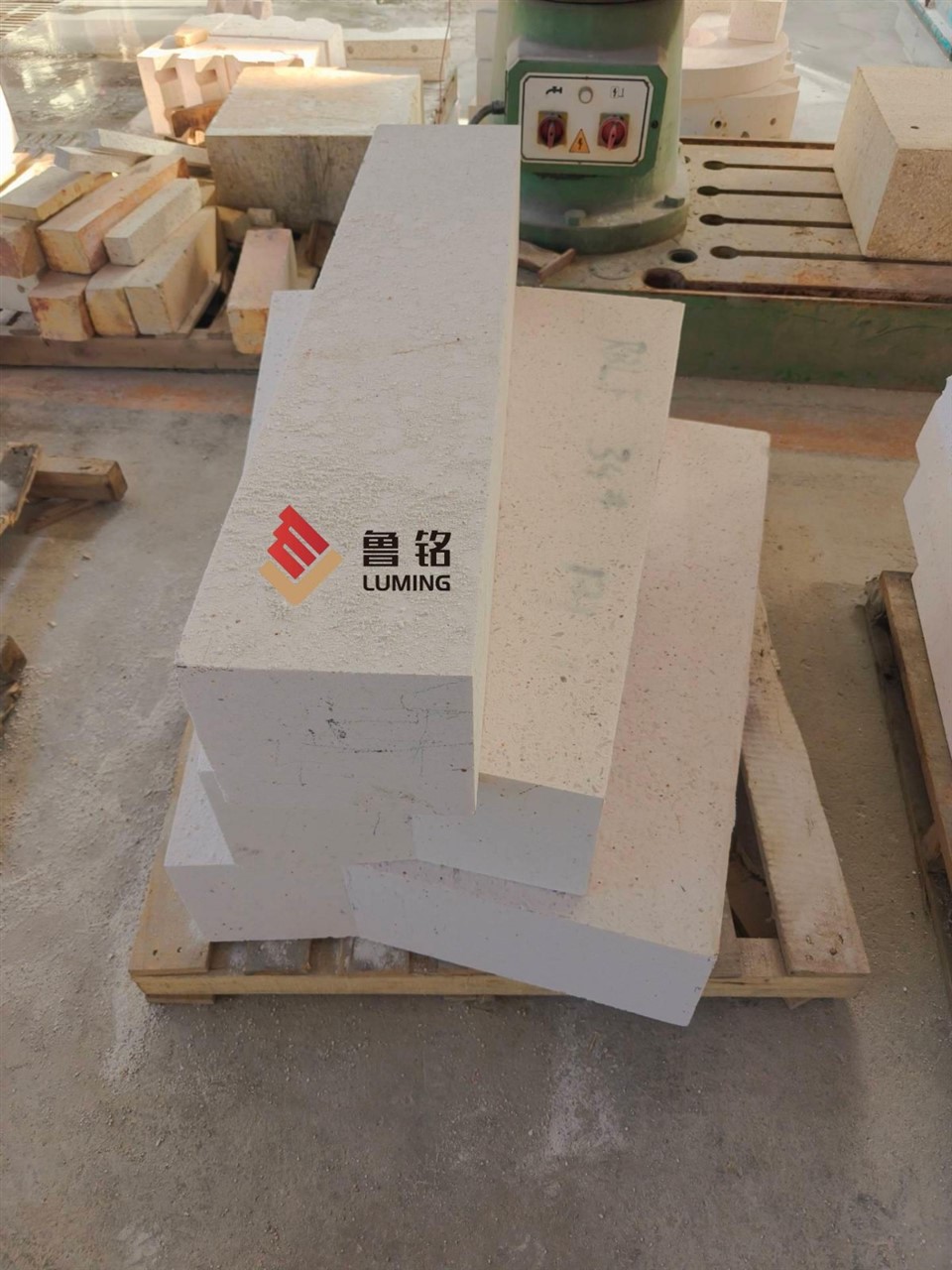 Corundum Precast Block For Industry Kilns price